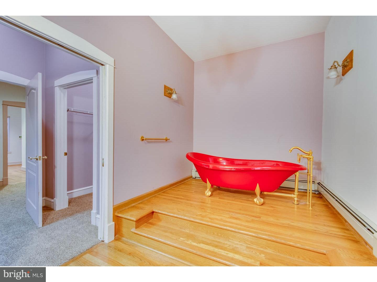 545 Greentree Road Sewell, NJ 08080 - Photo 15 of 25 Master Bathroom