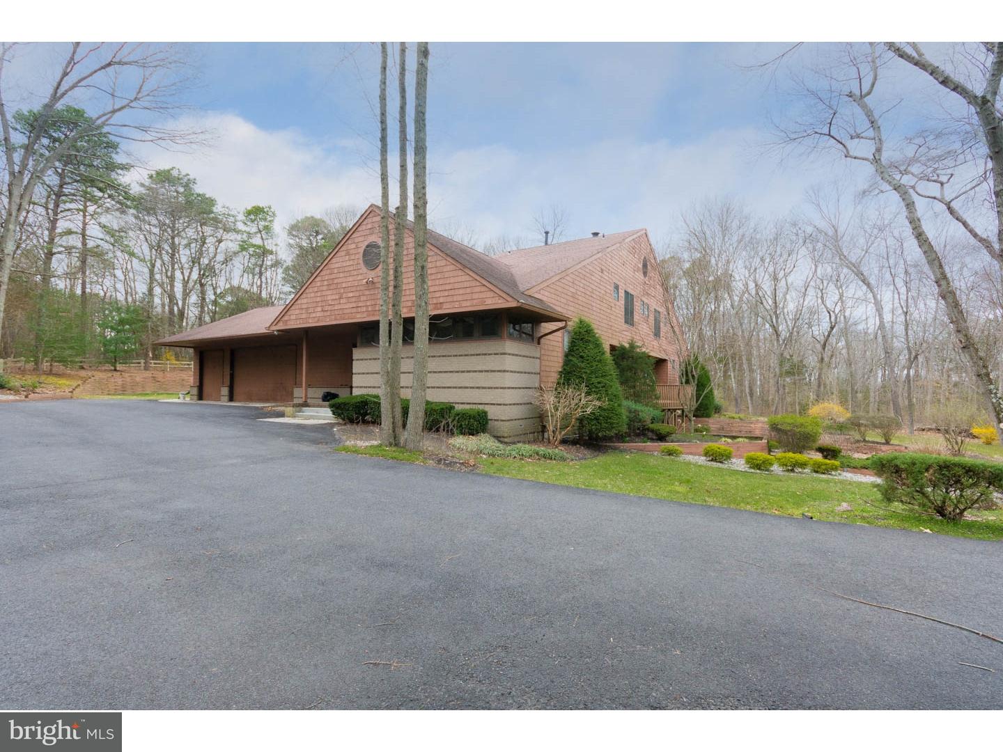 545 Greentree Road Sewell, NJ 08080 - Photo 3 of 25 Exterior Front