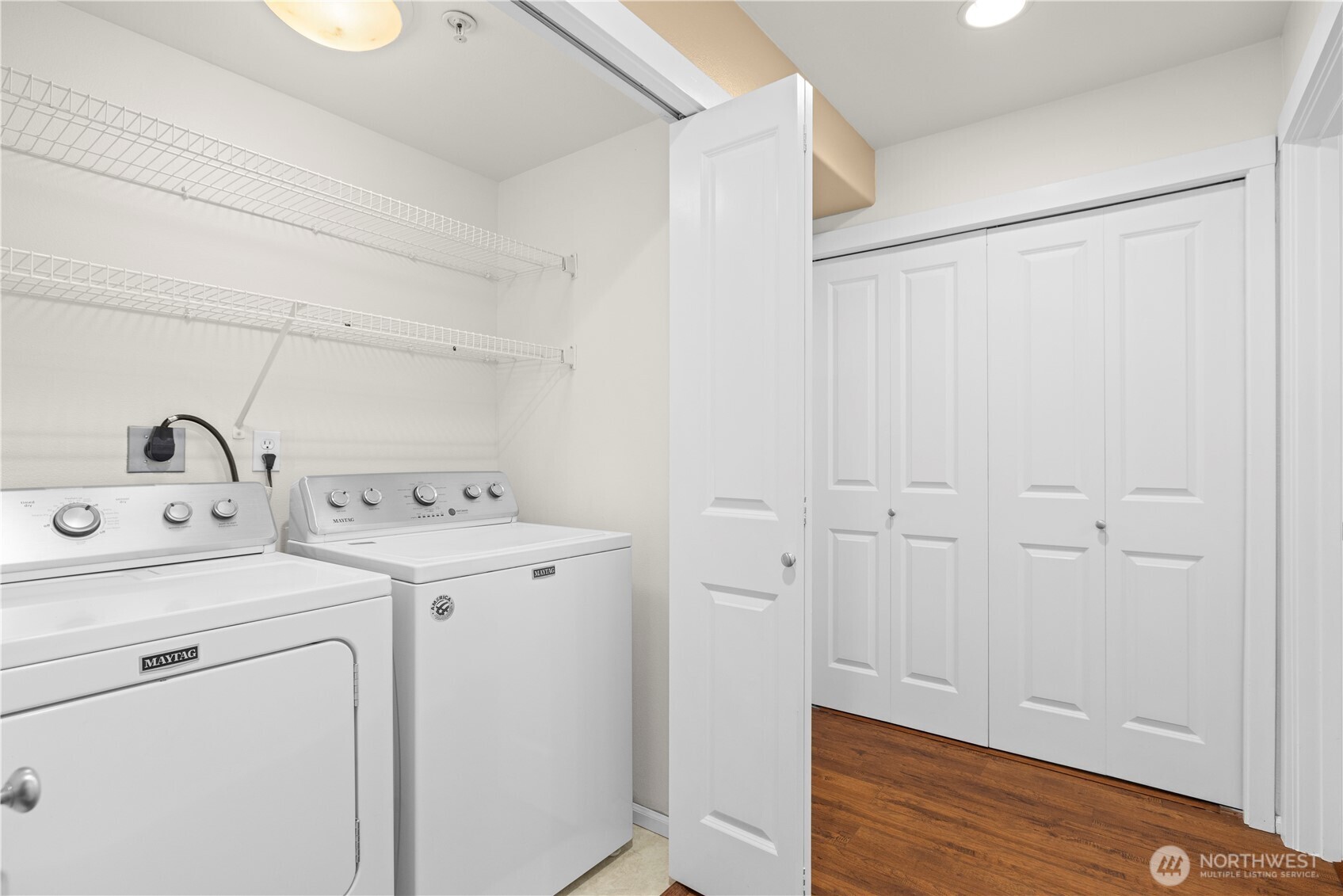2433 Northwest 59th Street, Unit 101 Seattle, WA 98107 - Photo 26 of 35