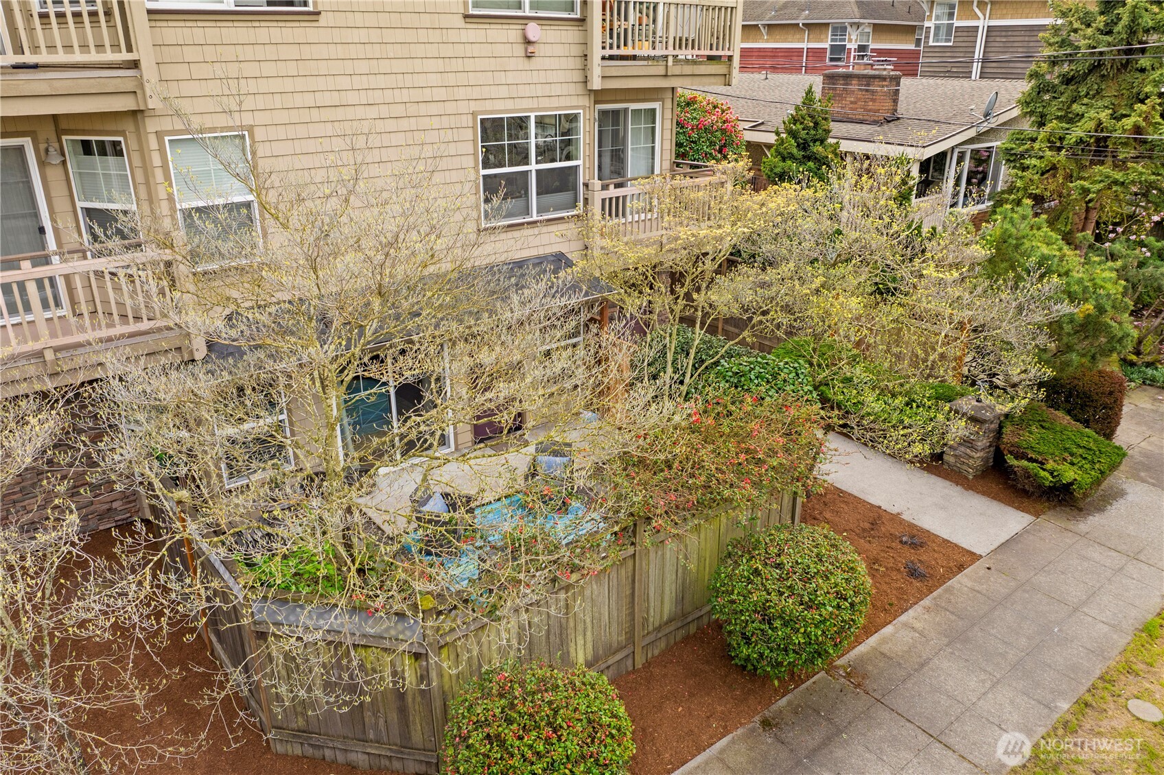 2433 Northwest 59th Street, Unit 101 Seattle, WA 98107 - Photo 28 of 35