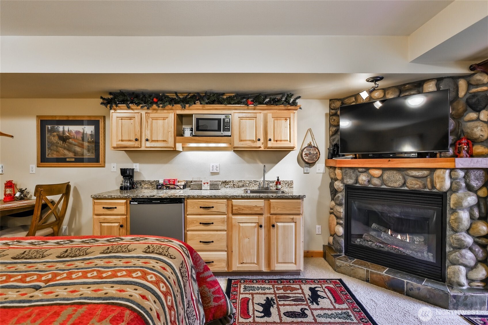 8775 Icicle Road Leavenworth, WA 98826 - Photo 17 of 39