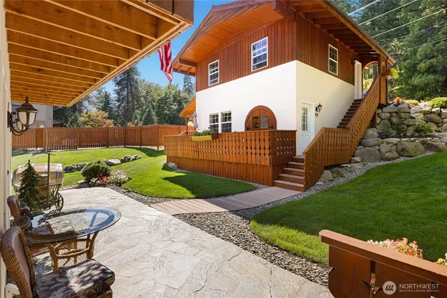 $1,900,000 | 8775 Icicle Road, Leavenworth, WA 98826