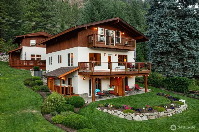 $1,900,000 | 8775 Icicle Road, Leavenworth, WA 98826