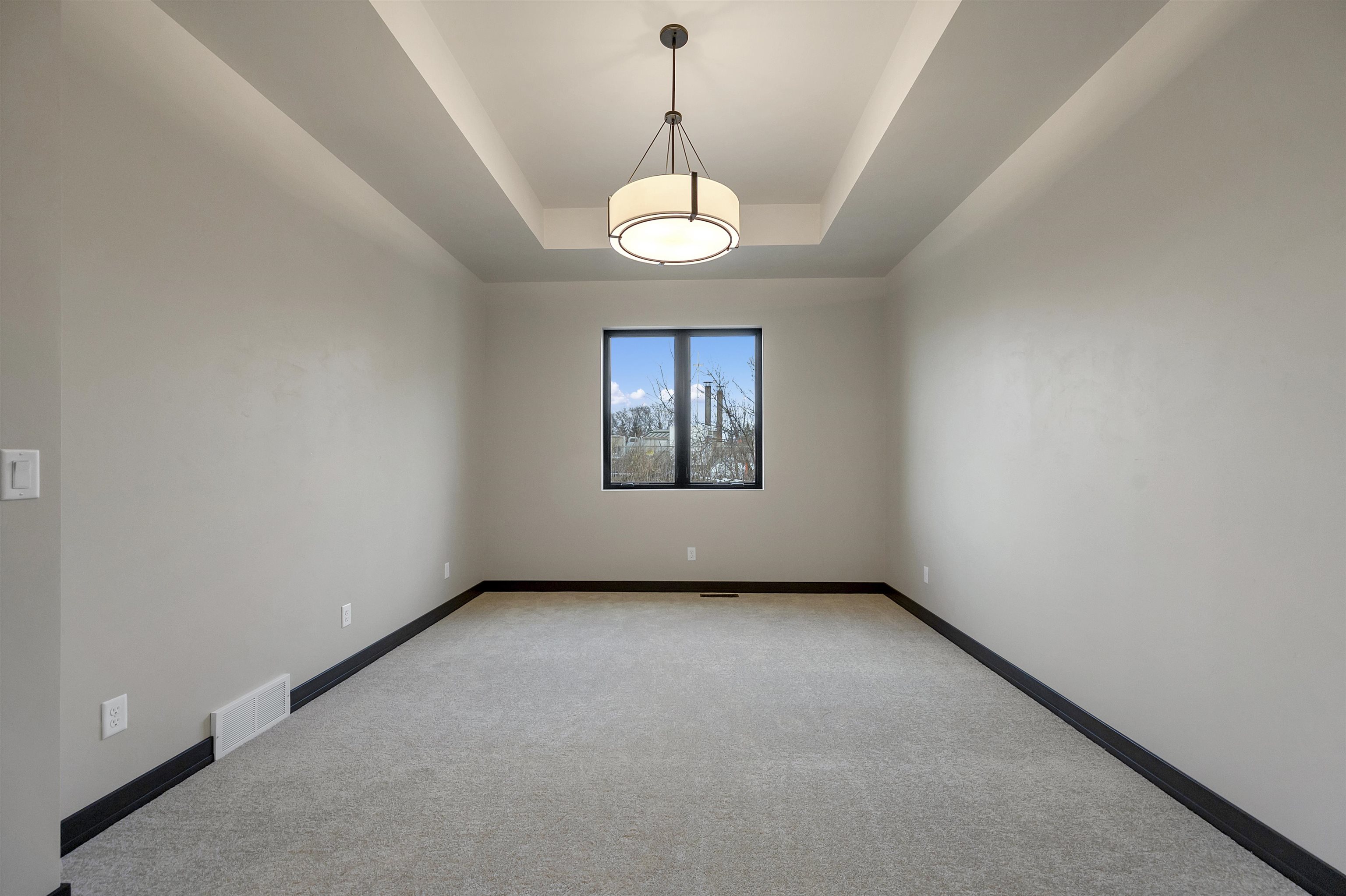 315 Aldon Cir Green Green Bay, WI 54304 - Photo 21 of 44