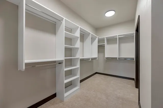 $449,900 | 315 Aldon Cir Green, Green Bay, WI 54304