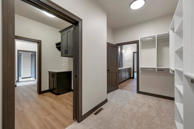 $449,900 | 315 Aldon Cir Green, Green Bay, WI 54304