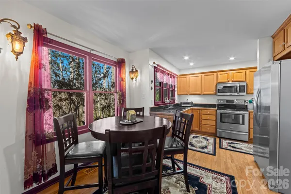 $650,000 | 9 Meadow Wood Trail, Fletcher, NC 28732