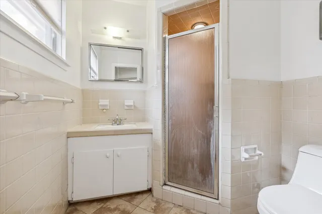 $2,400 | 3310 Longfield Circle, Houston, TX 77063