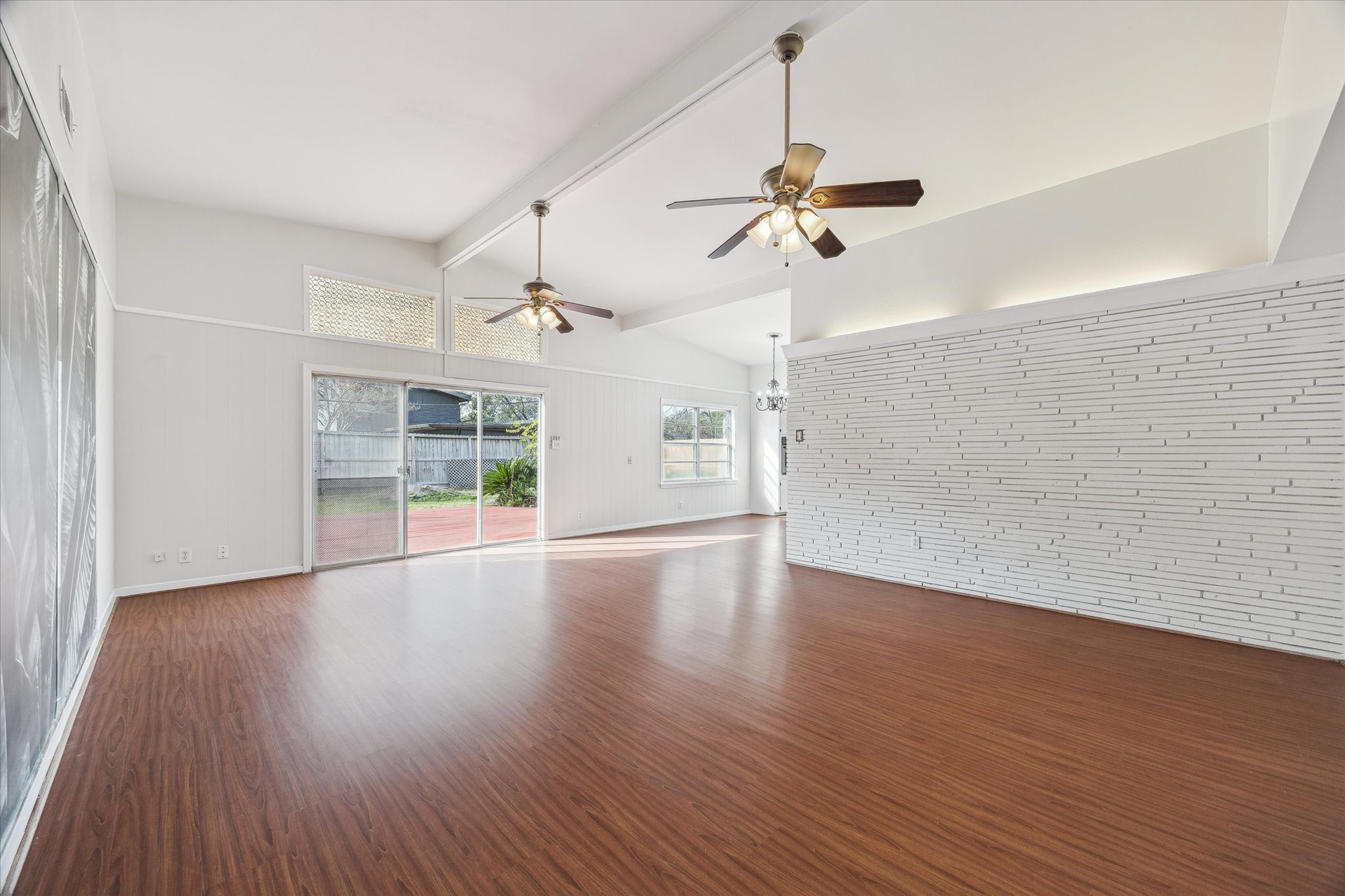 3310 Longfield Circle Houston, TX 77063 - Photo 7 of 22