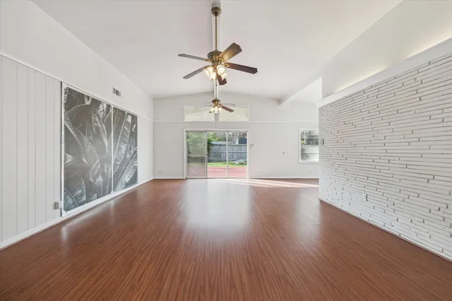 $2,400 | 3310 Longfield Circle, Houston, TX 77063