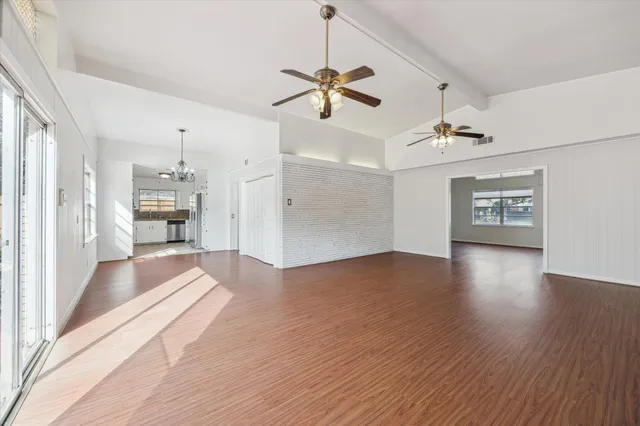 $2,400 | 3310 Longfield Circle, Houston, TX 77063