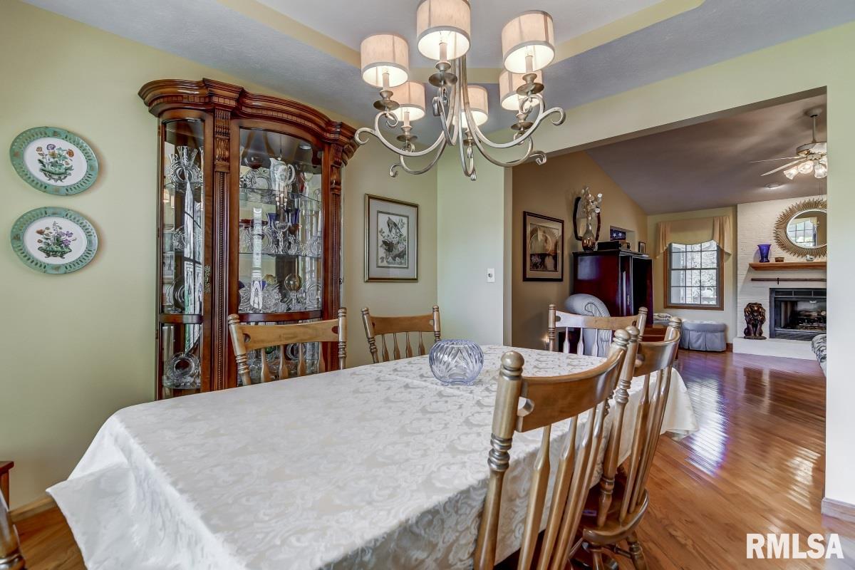 2201 Disar Drive Springfield, IL 62711 - Photo 19 of 45 Gallery Image 19