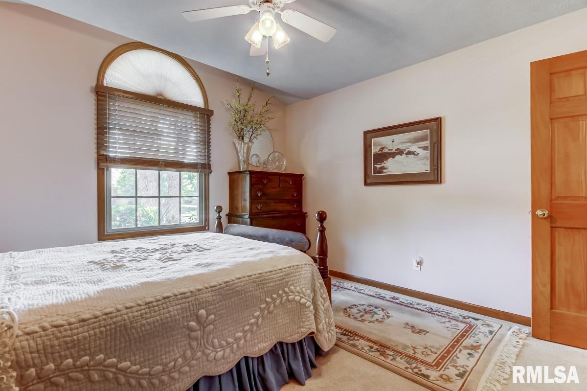 2201 Disar Drive Springfield, IL 62711 - Photo 25 of 45 Gallery Image 25