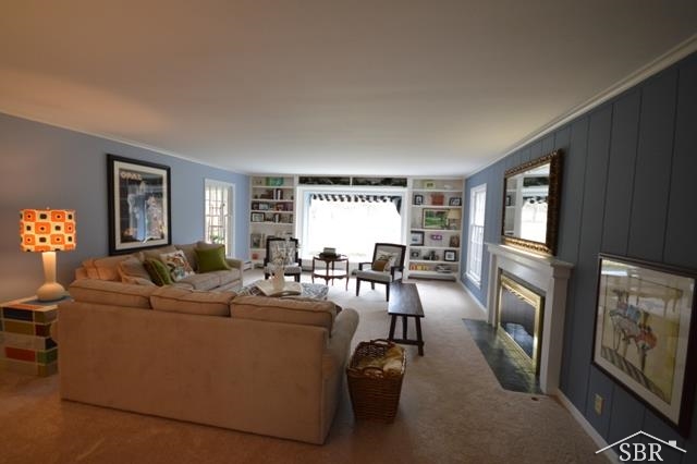 12 Edgewood Road Saginaw, MI 48638 - Photo 2 of 26 31191142-1.JPG