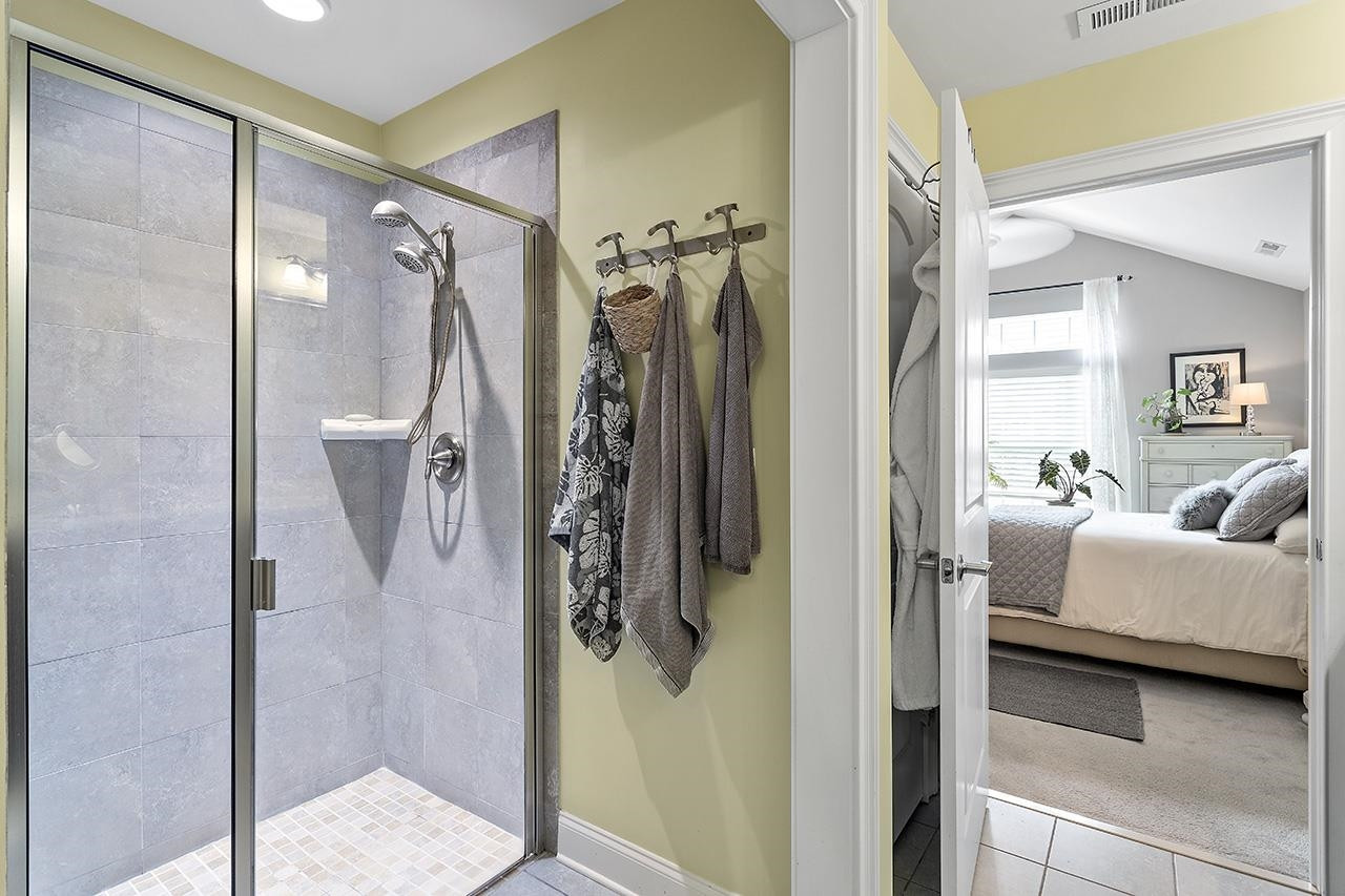 954 Carolina Bell Road, Unit 954 Apex, NC 27502 - Photo 24 of 26 Primary Bathroom