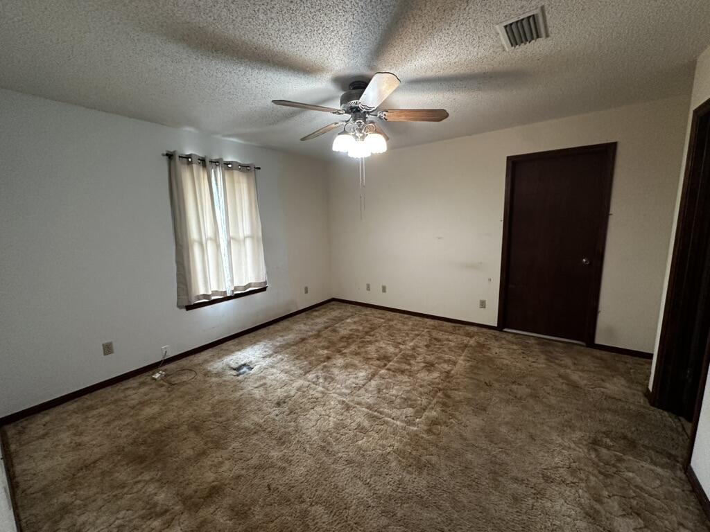 310 Springwood Circle Crestview, FL 32536 - Photo 11 of 14 Primary Bedroom