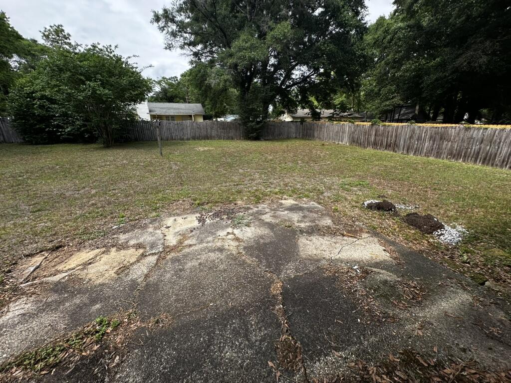 310 Springwood Circle Crestview, FL 32536 - Photo 14 of 14 Back Yard