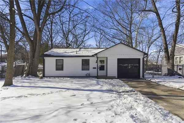 $199,900 | 3908 Booth Street, Kansas City, KS 66103