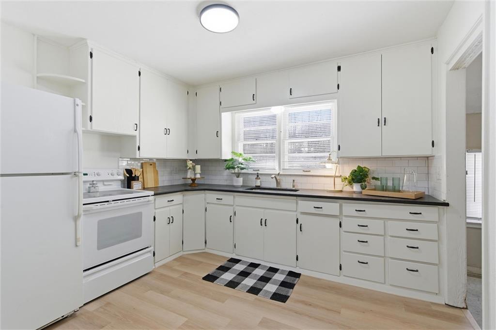 3908 Booth Street Kansas City, KS 66103 - Photo 11 of 26