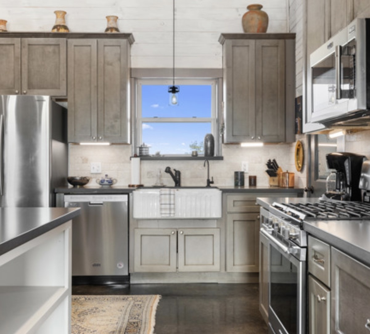 7210 Goehring Road Ledbetter, TX 78946 - Photo 12 of 47