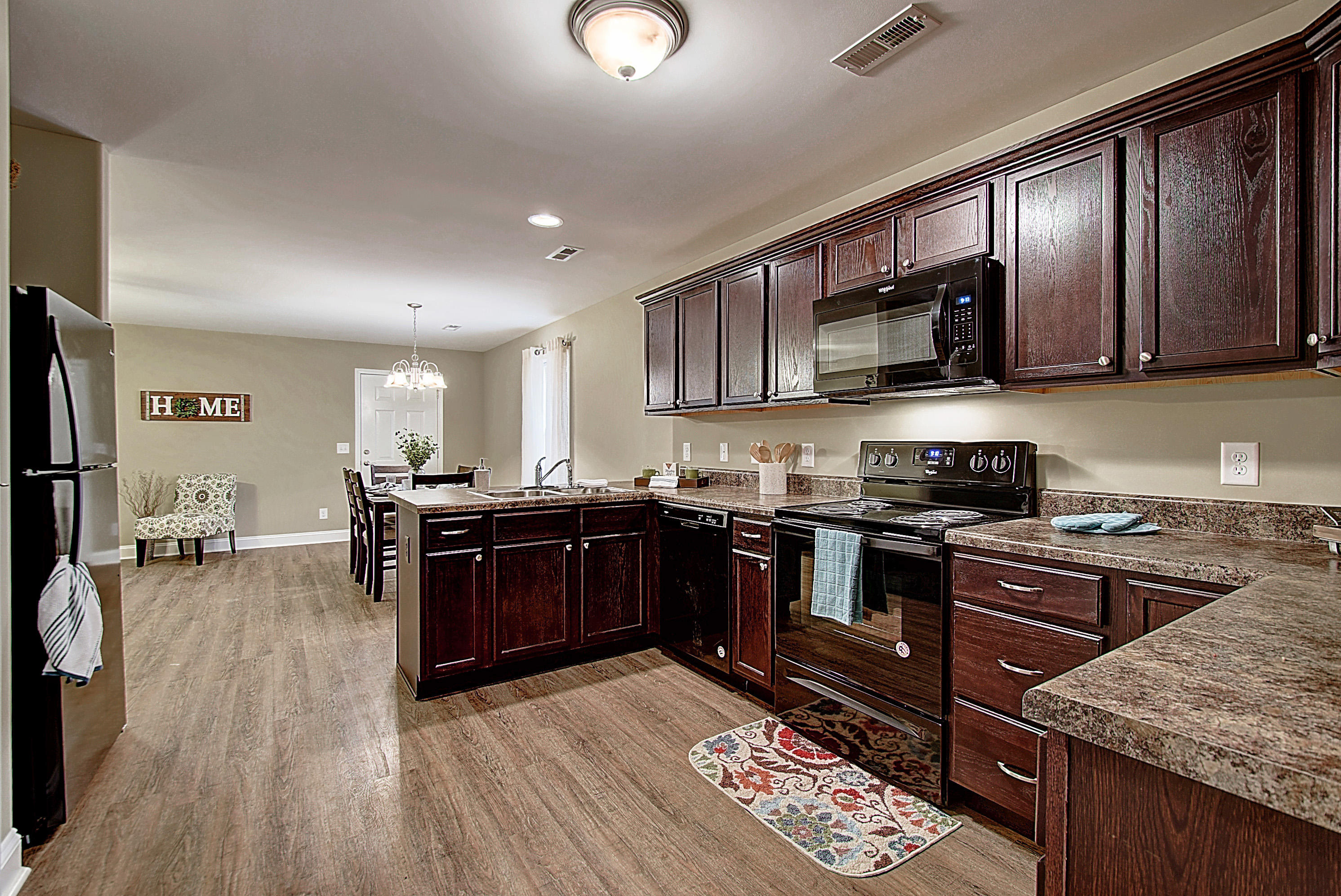 2927 Watauga Road, Unit 12 Johnson City, TN 37601 - Photo 2 of 23 DSC_0005_6_7_8