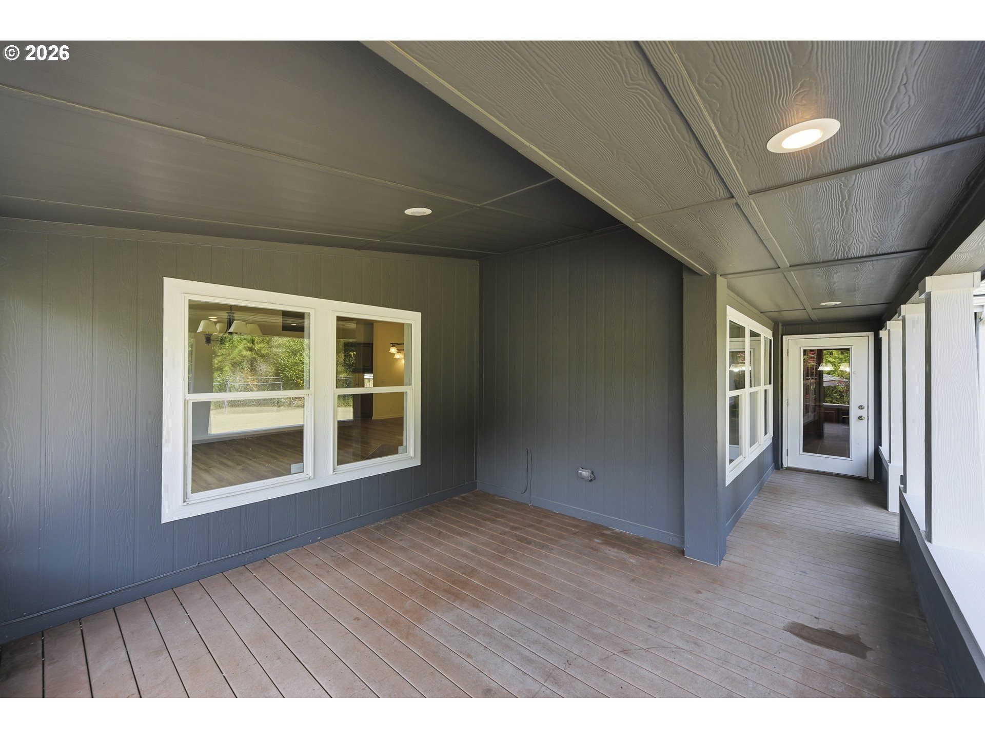 67752 Beaver Loop Road North Bend, OR 97459 - Photo 46 of 48