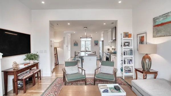 $3,650 | 1020 Russell Street, Nashville, TN 37206