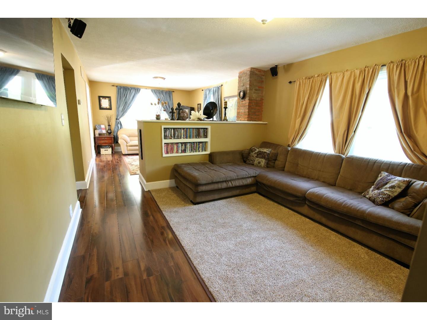 414 Crozerville Road Aston, PA 19014 - Photo 4 of 24 Family Room