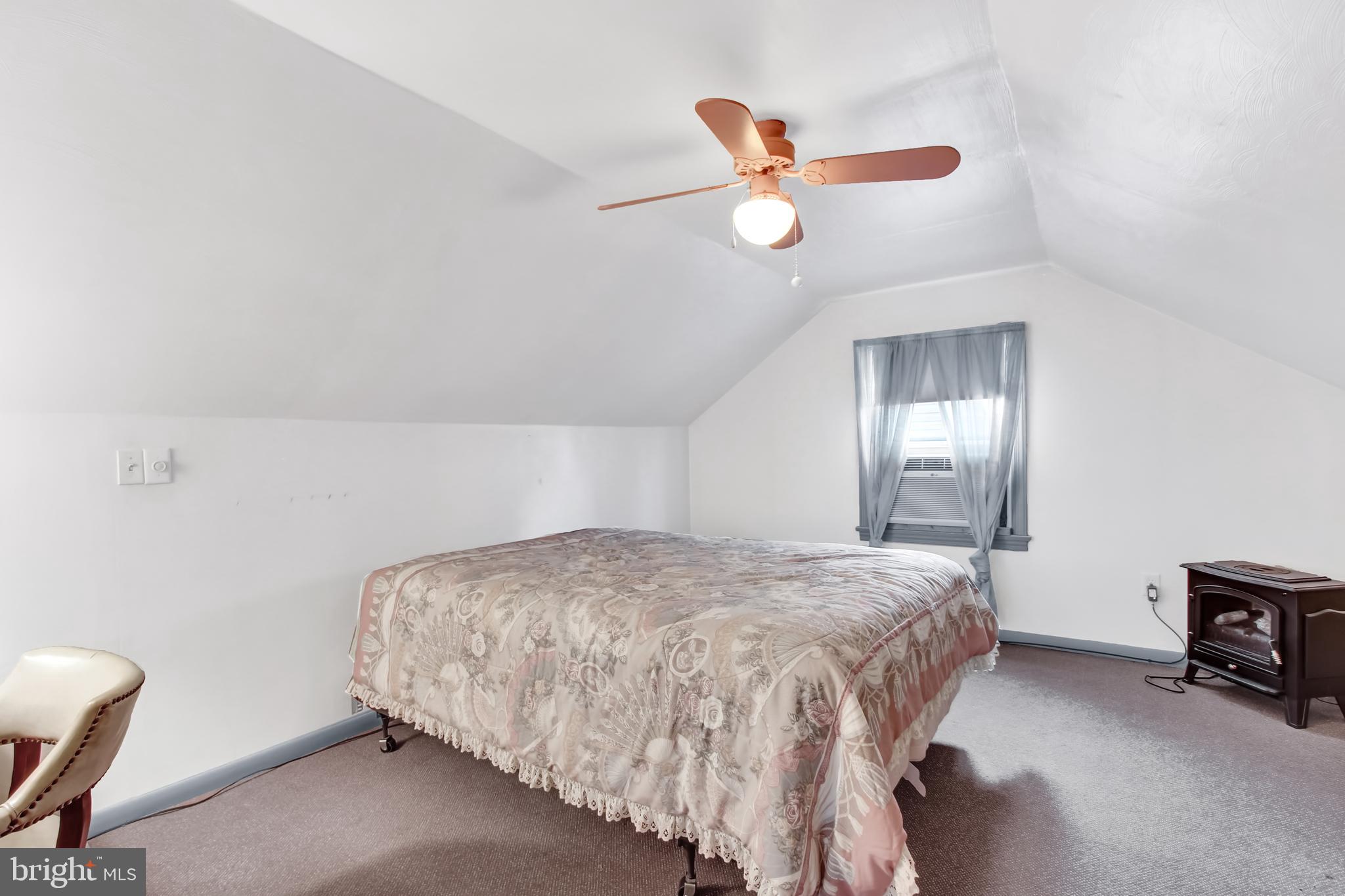 376 Edgehill Road York, PA 17403 - Photo 16 of 28