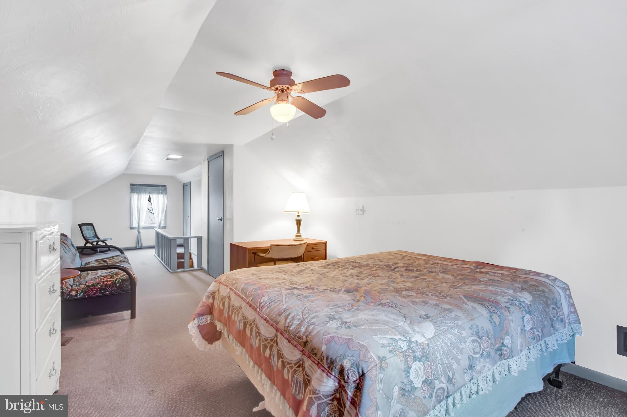 376 Edgehill Road York, PA 17403 - Photo 17 of 28