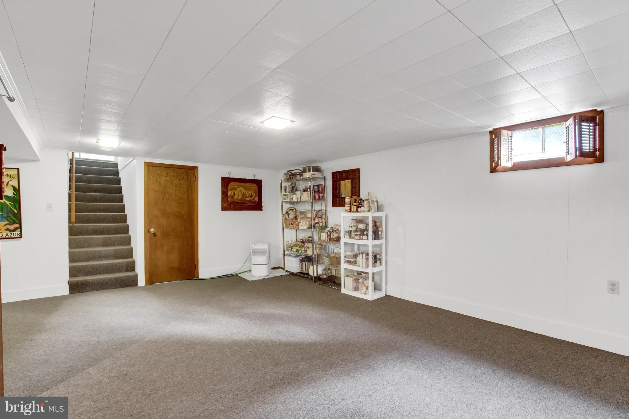 376 Edgehill Road York, PA 17403 - Photo 20 of 28