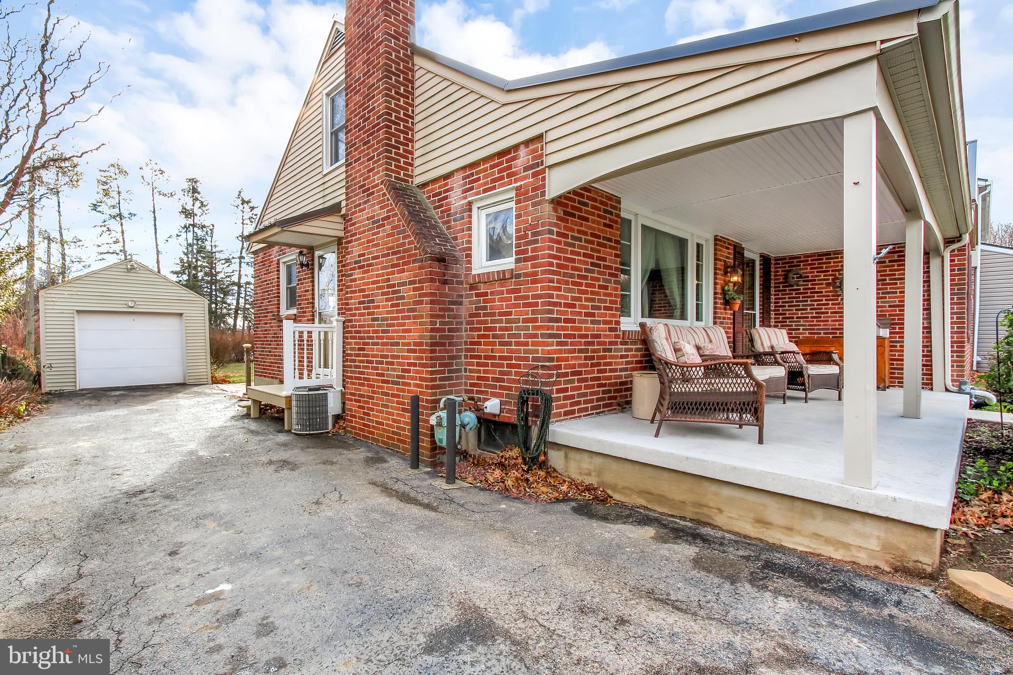 376 Edgehill Road York, PA 17403 - Photo 27 of 28