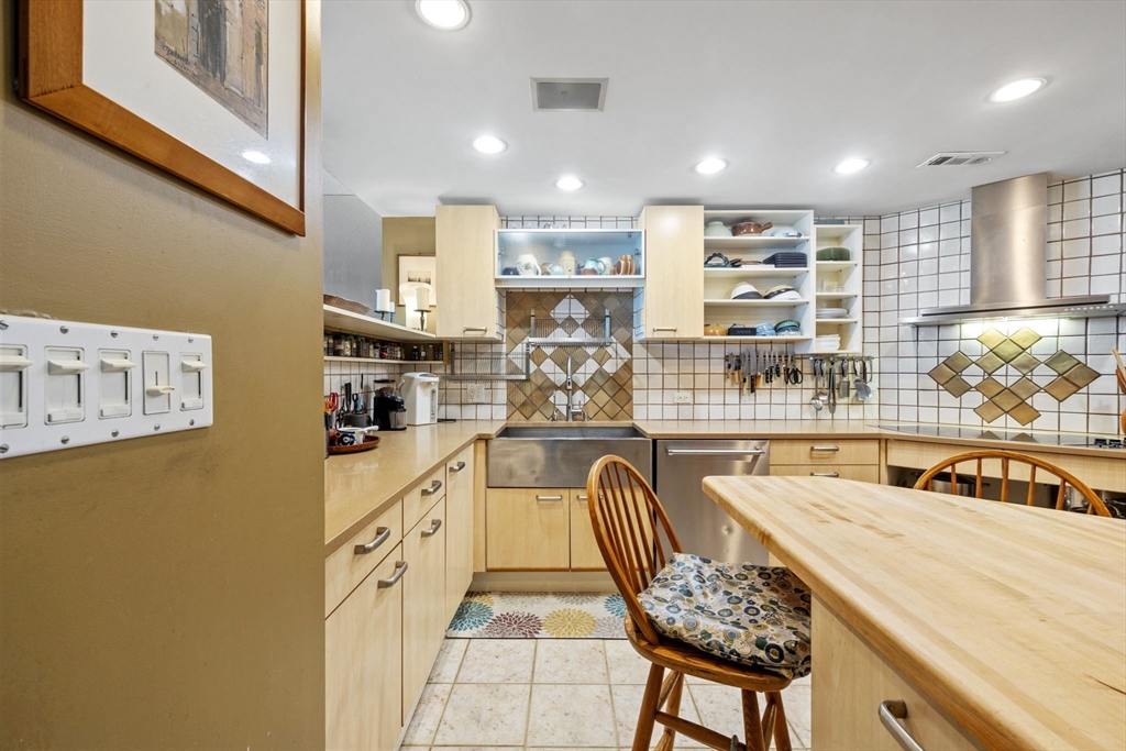 40 Village Road, Unit 1006 Middleton, MA 01949 - Photo 15 of 38