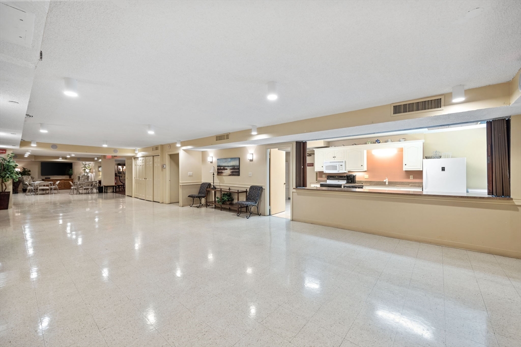 40 Village Road, Unit 1006 Middleton, MA 01949 - Photo 36 of 38