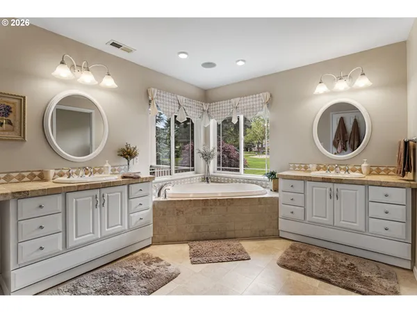 $715,000 | 6410 Southwest Skiver Court, Beaverton, OR 97078