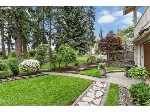 $715,000 | 6410 Southwest Skiver Court, Beaverton, OR 97078