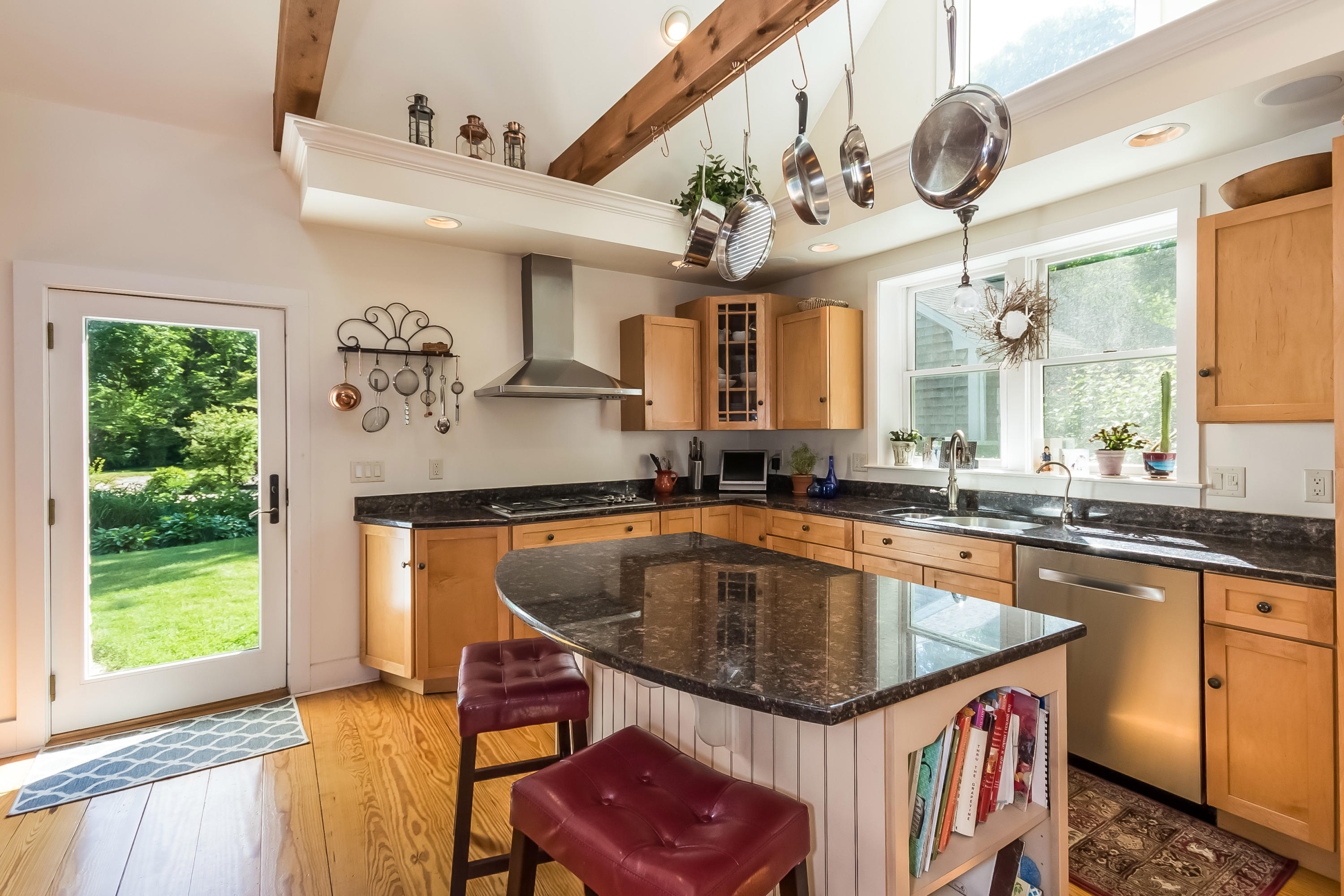 1685 Hyannis-Barnstable Road Barnstable, MA 02630 - Photo 9 of 35 Kitchen