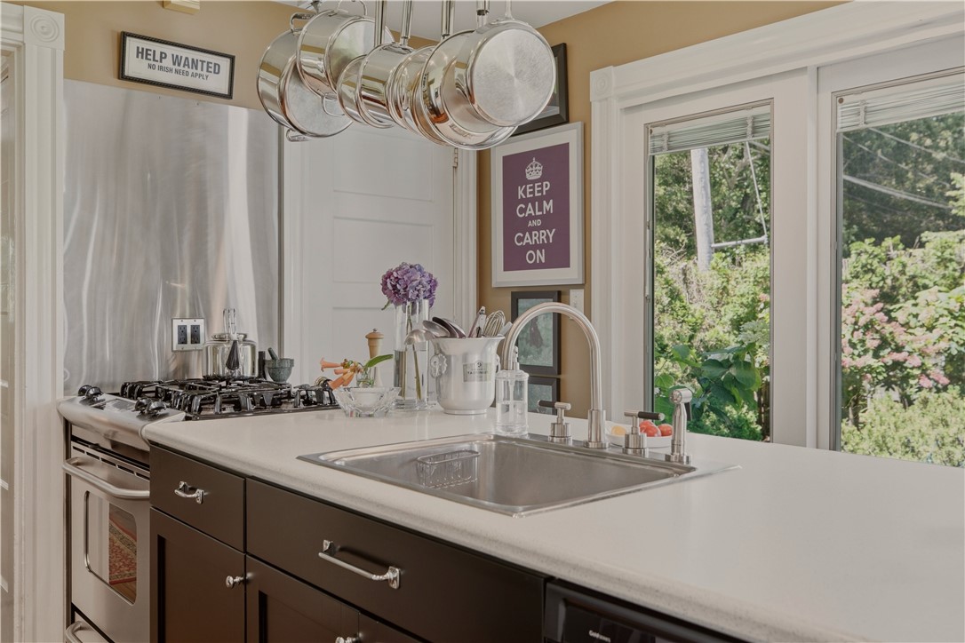 83 Malbone Road Newport, RI 02840 - Photo 12 of 49 Gallery Image 12