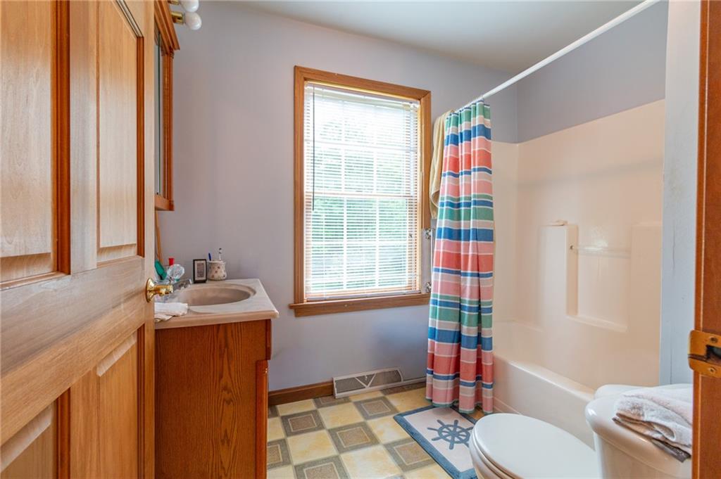 164 Bradley Road Jackson Center, PA 16133 - Photo 15 of 27