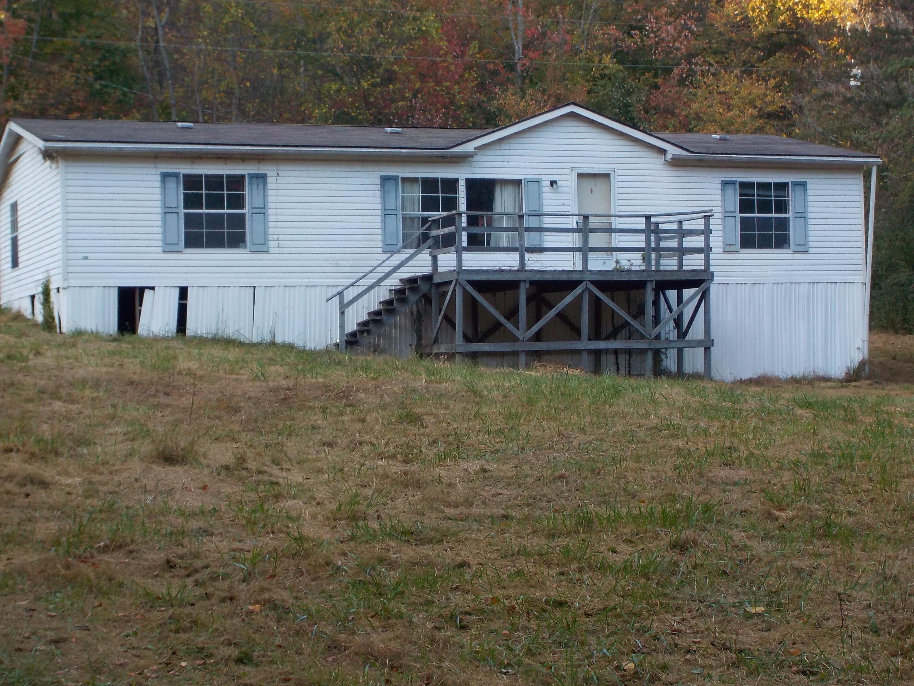 472 Northwest Bazel Road Harriman, TN 37748 - Photo 1 of 22 DSCN4395