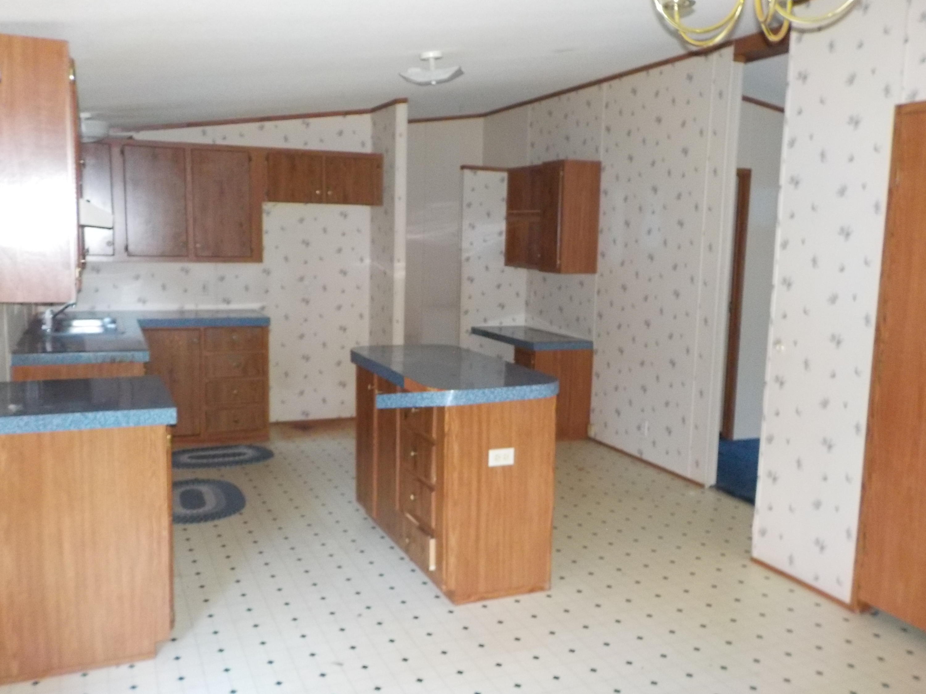 472 Northwest Bazel Road Harriman, TN 37748 - Photo 12 of 22 DSCN4366