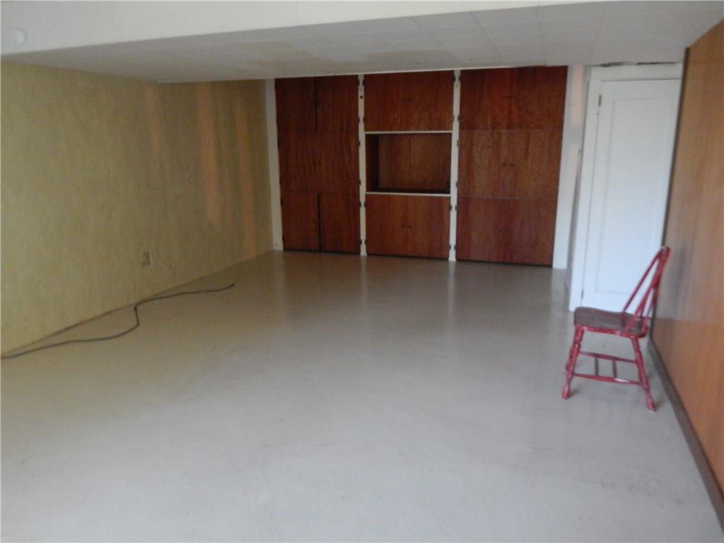 2513 Haymaker Road Monroeville, PA 15146 - Photo 18 of 21 LOWER LEVEL GAMEROOM.