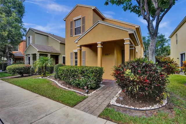$2,400 | 2057 Southeast Avon Park Drive, Port St. Lucie, FL 34952