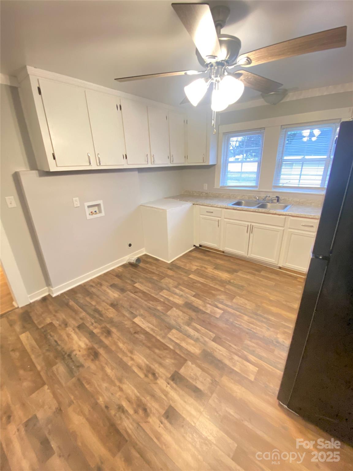 907 Indiana Street Kannapolis, NC 28083 - Photo 16 of 19 a view of a kitchen with marble kitchen and sink