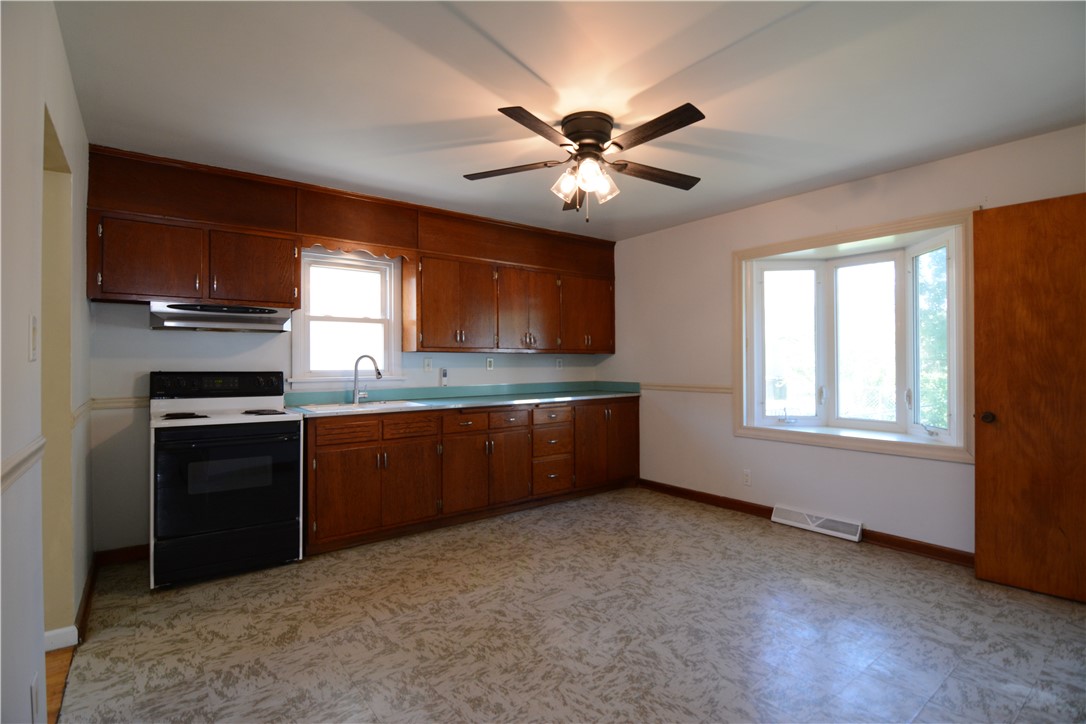 67 Maple Court Decatur, IL 62526 - Photo 7 of 17 Gallery Image 7