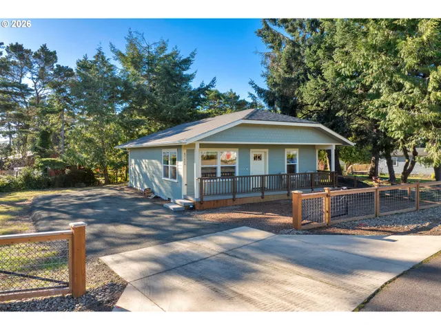 $420,000 | 87620 Parkside Drive, Florence, OR 97439