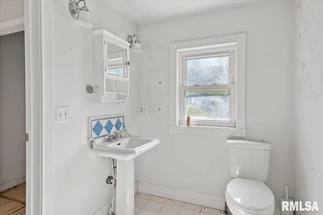 $125,558 | 12409 Stamper Road, Girard, IL 62640