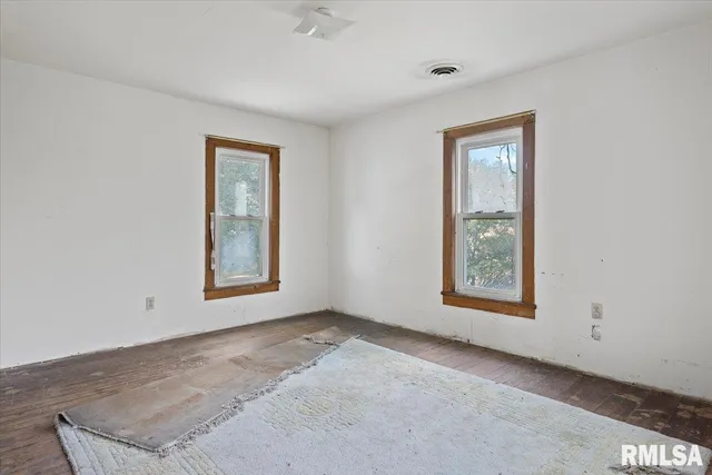 $125,558 | 12409 Stamper Road, Girard, IL 62640