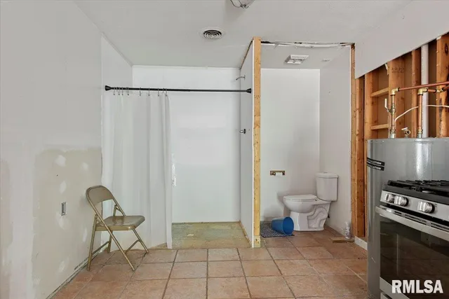 $125,558 | 12409 Stamper Road, Girard, IL 62640