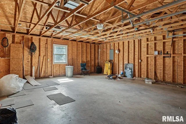 $125,558 | 12409 Stamper Road, Girard, IL 62640